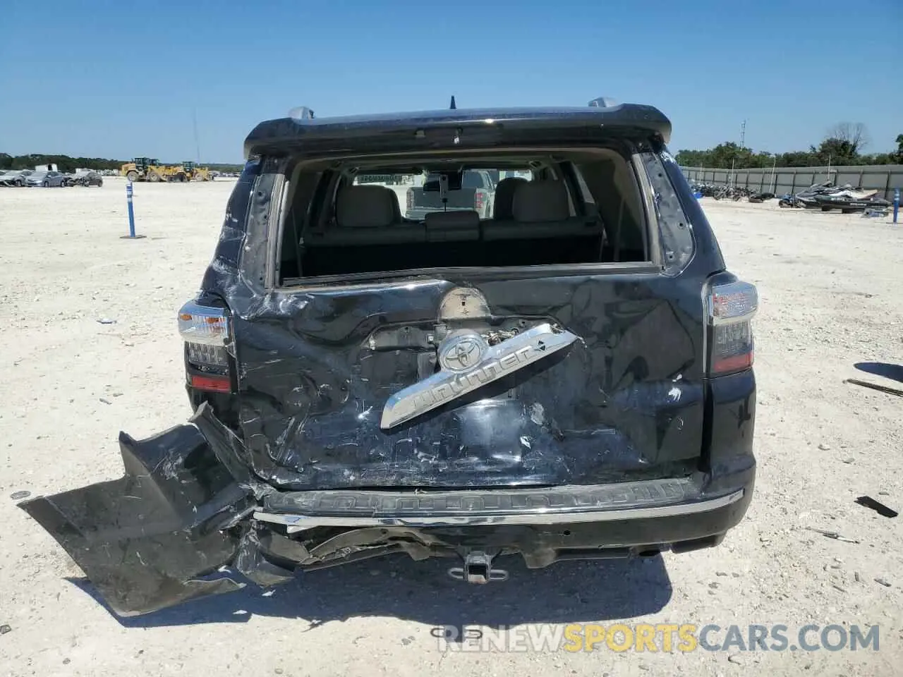 6 Photograph of a damaged car JTEBU5JR9L5757554 TOYOTA 4RUNNER 2020