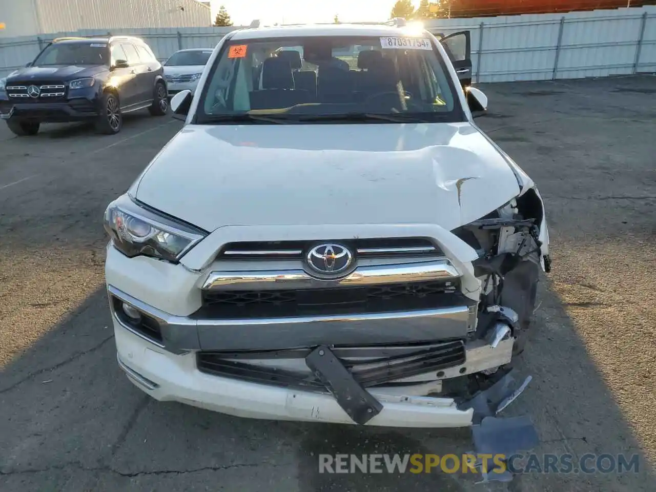 5 Photograph of a damaged car JTEBU5JR9L5759904 TOYOTA 4RUNNER 2020