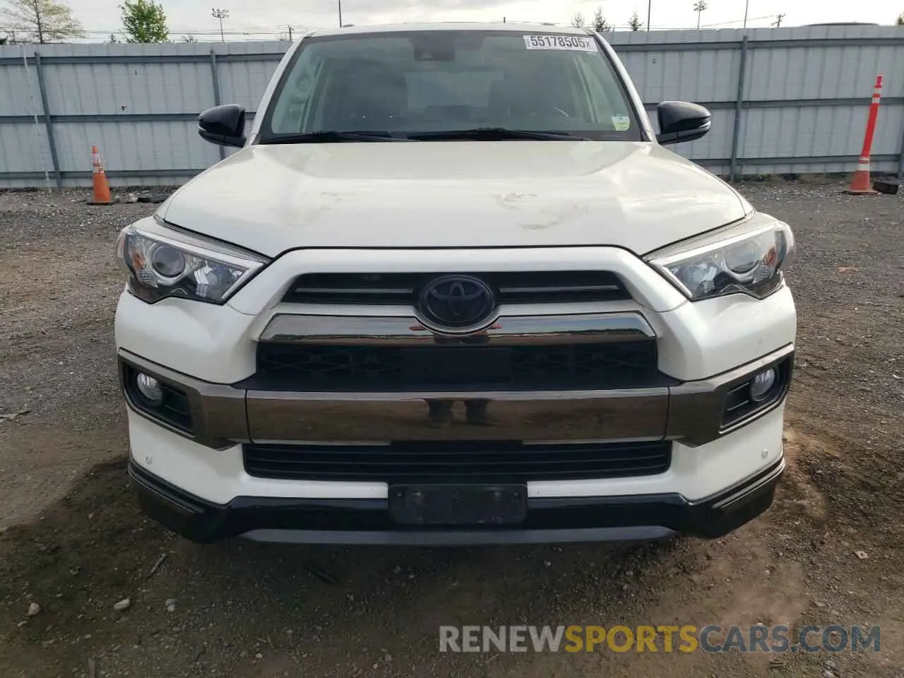 5 Photograph of a damaged car JTEBU5JR9L5768523 TOYOTA 4RUNNER 2020