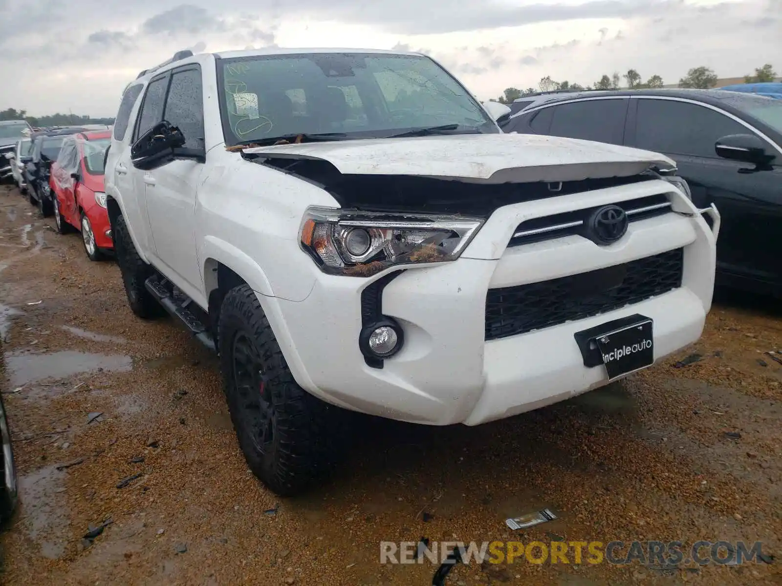 1 Photograph of a damaged car JTEBU5JR9L5772068 TOYOTA 4RUNNER 2020