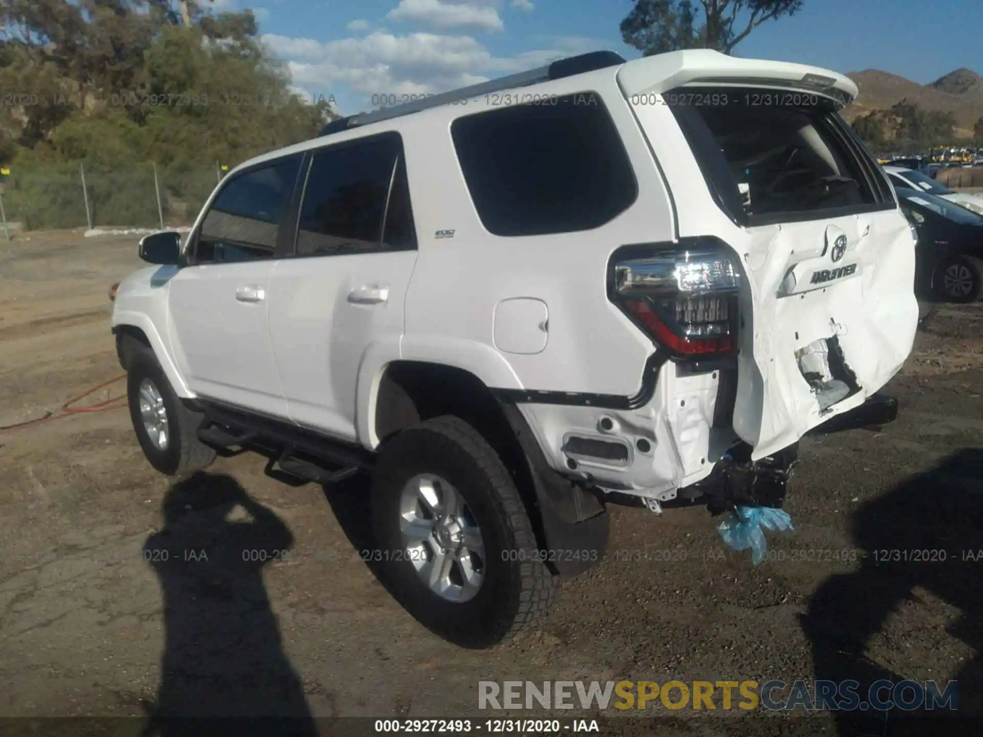 3 Photograph of a damaged car JTEBU5JR9L5775844 TOYOTA 4RUNNER 2020