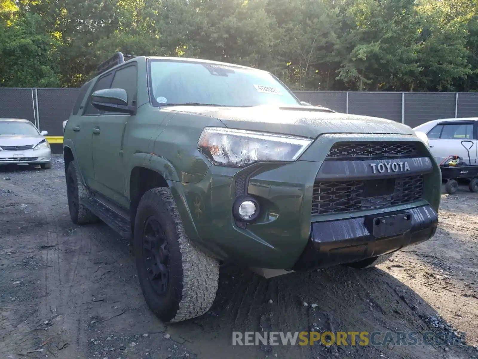 1 Photograph of a damaged car JTEBU5JR9L5782437 TOYOTA 4RUNNER 2020