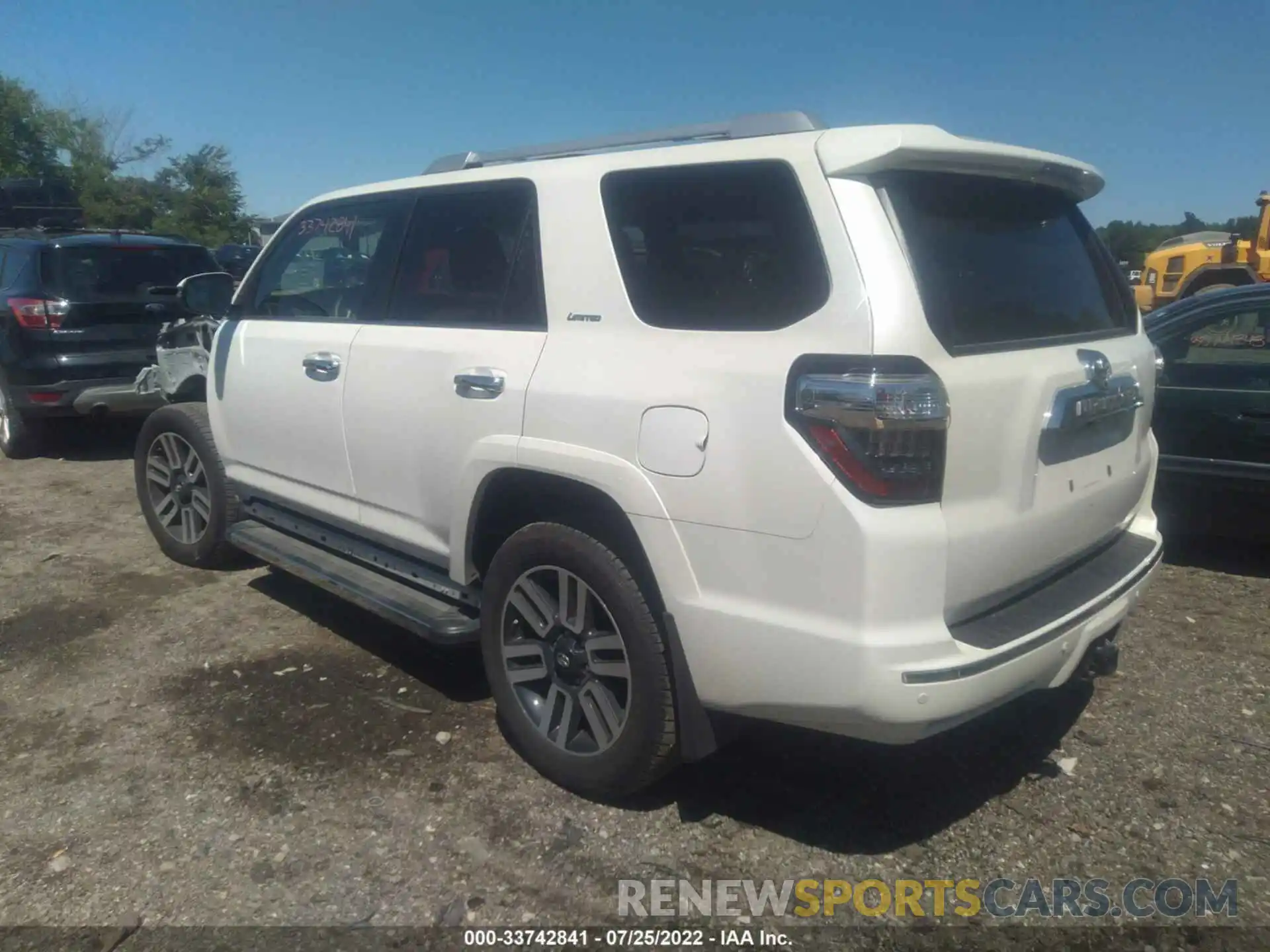 3 Photograph of a damaged car JTEBU5JR9L5792076 TOYOTA 4RUNNER 2020