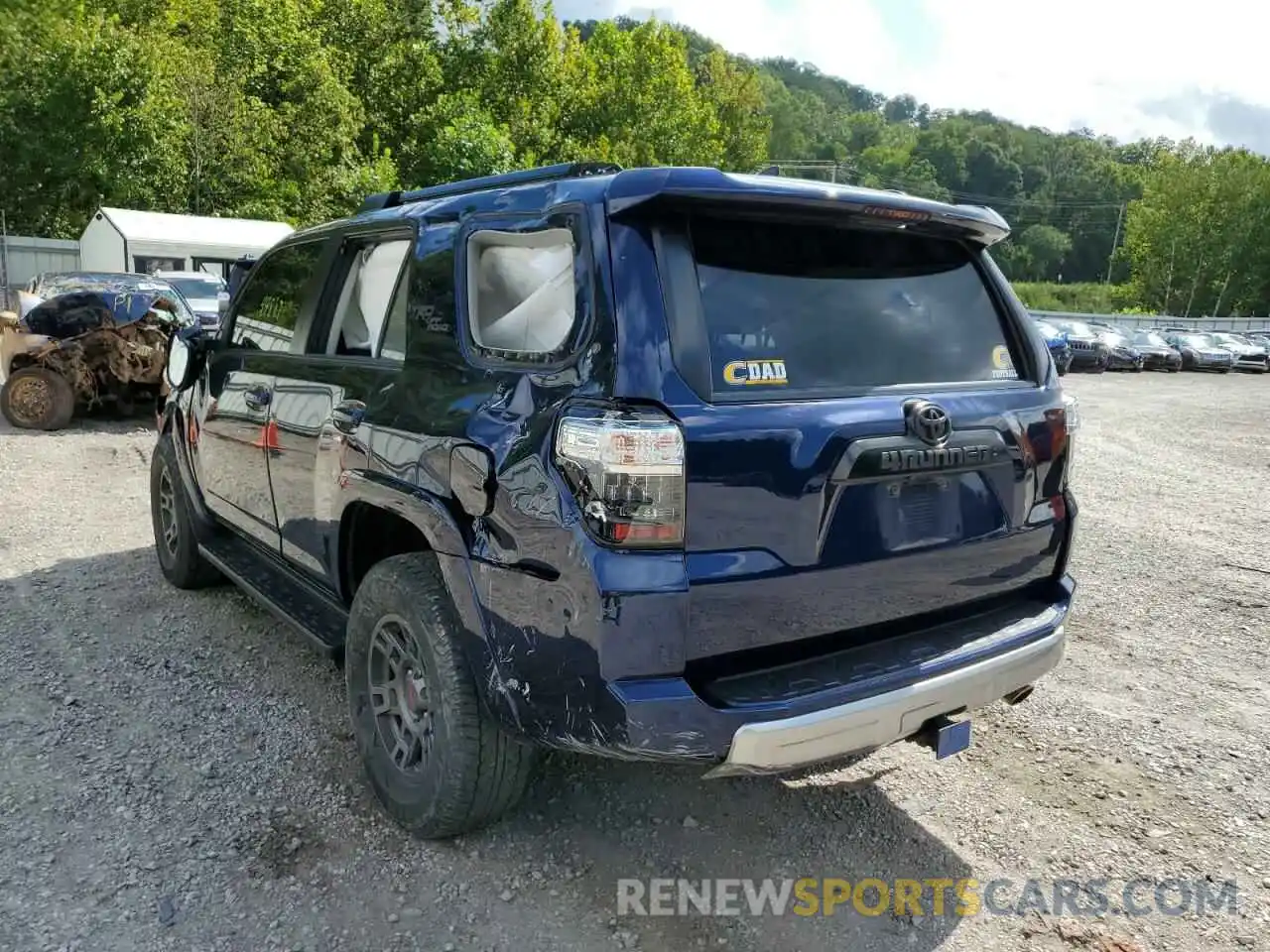 3 Photograph of a damaged car JTEBU5JR9L5796659 TOYOTA 4RUNNER 2020