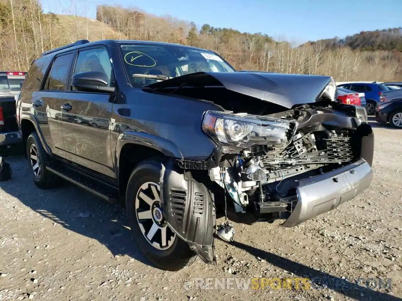 1 Photograph of a damaged car JTEBU5JR9L5802332 TOYOTA 4RUNNER 2020