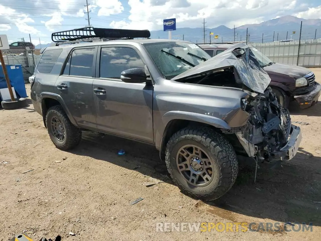4 Photograph of a damaged car JTEBU5JR9L5810589 TOYOTA 4RUNNER 2020