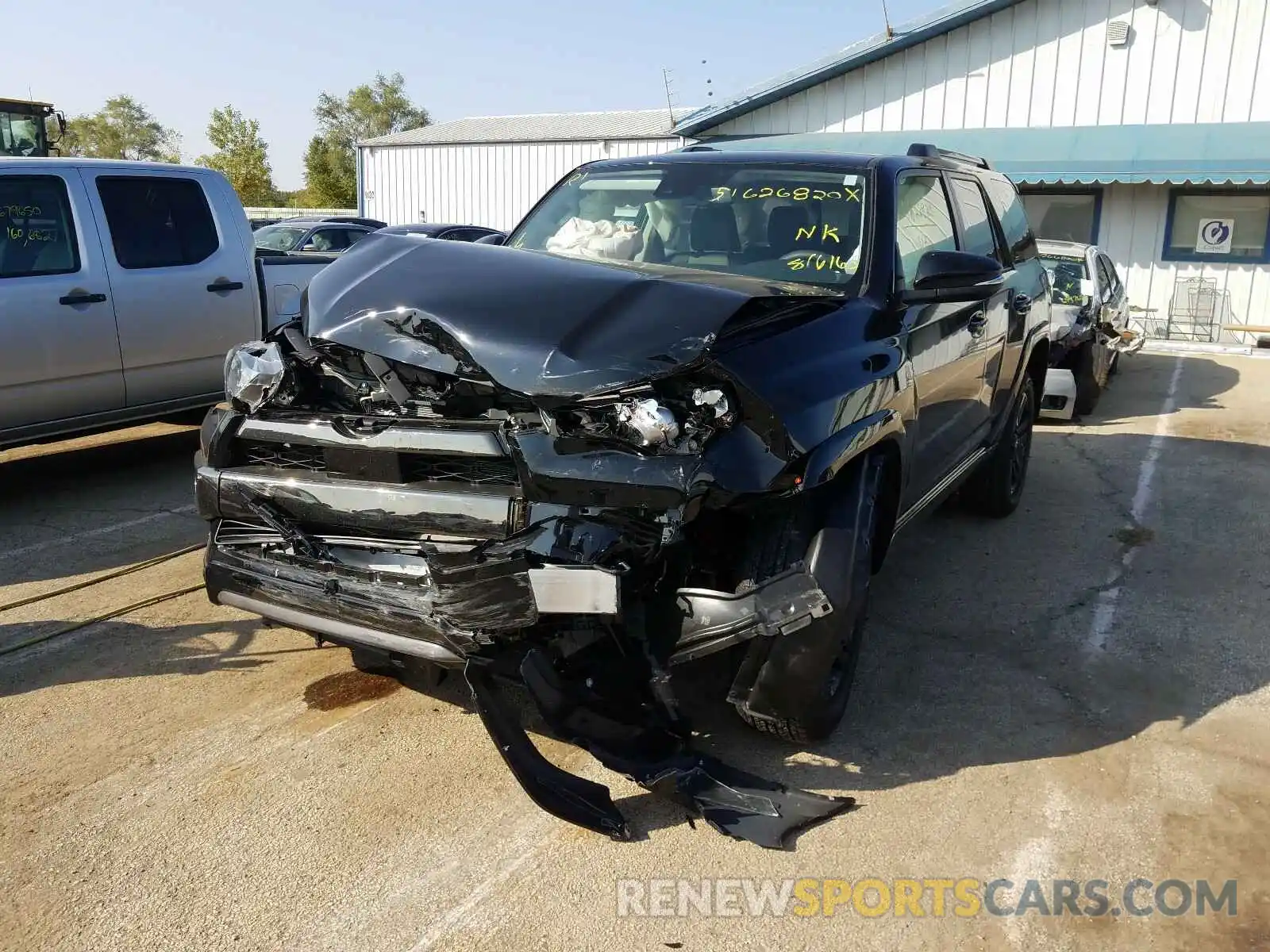 2 Photograph of a damaged car JTEBU5JR9L5816165 TOYOTA 4RUNNER 2020