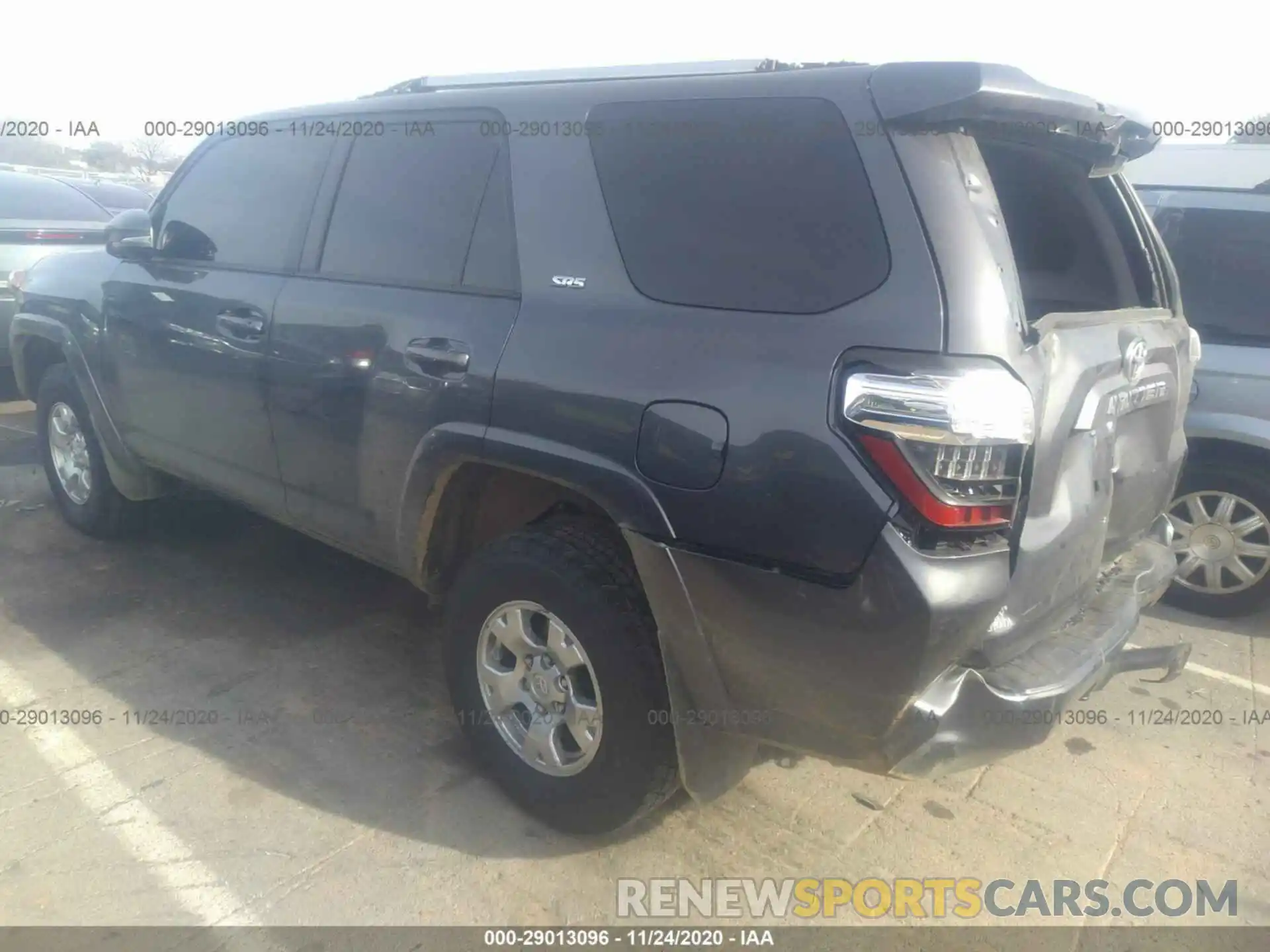 3 Photograph of a damaged car JTEBU5JR9L5834245 TOYOTA 4RUNNER 2020