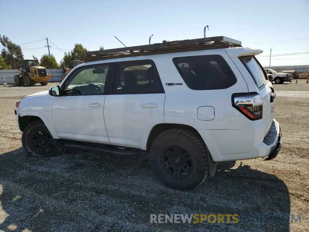 2 Photograph of a damaged car JTEBU5JRXL5737622 TOYOTA 4RUNNER 2020