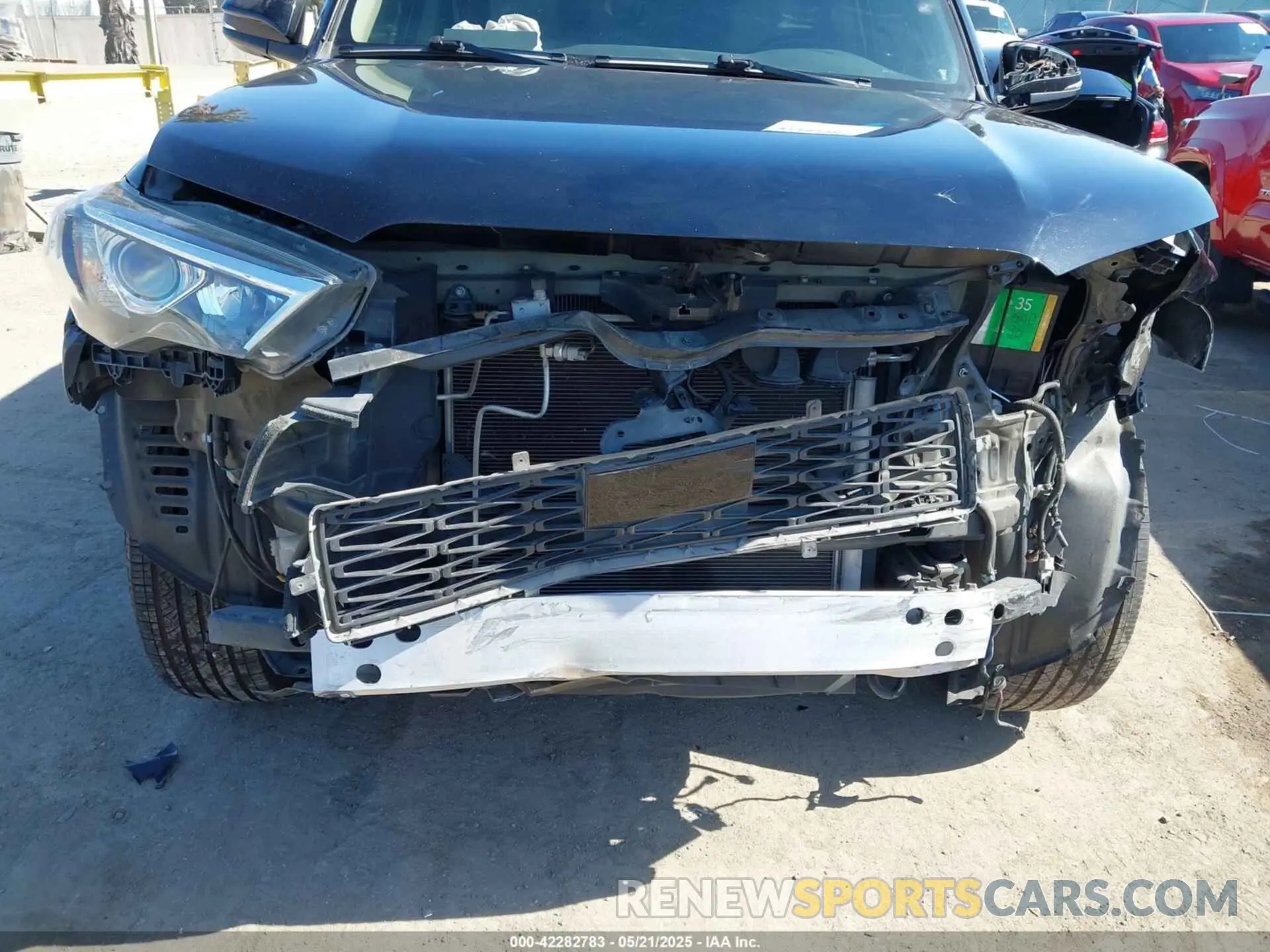 6 Photograph of a damaged car JTEBU5JRXL5749494 TOYOTA 4RUNNER 2020