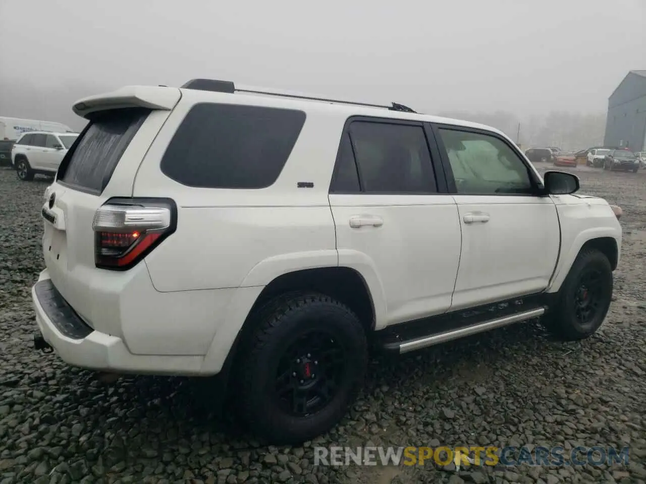 3 Photograph of a damaged car JTEBU5JRXL5754825 TOYOTA 4RUNNER 2020