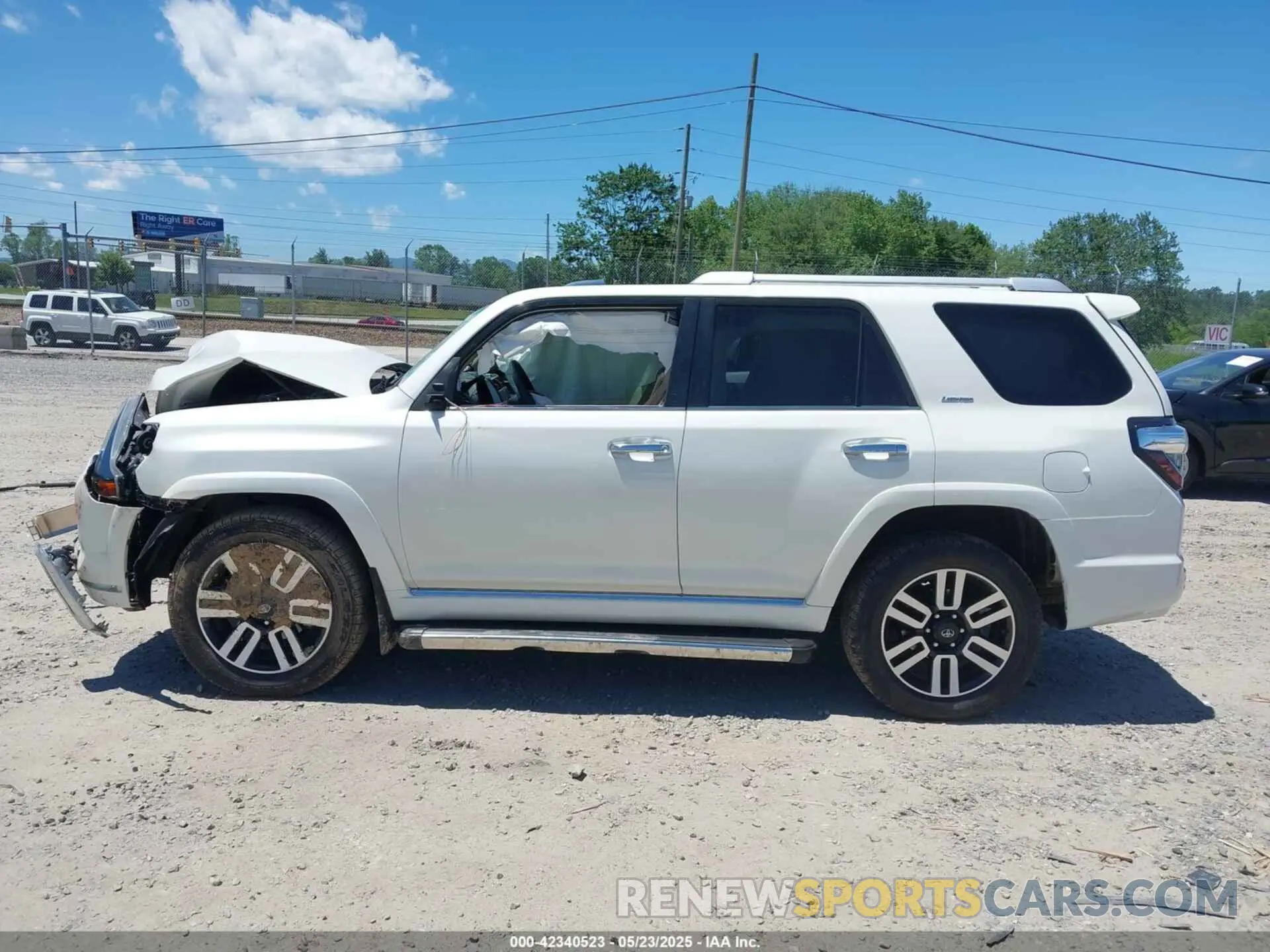 15 Photograph of a damaged car JTEBU5JRXL5762200 TOYOTA 4RUNNER 2020