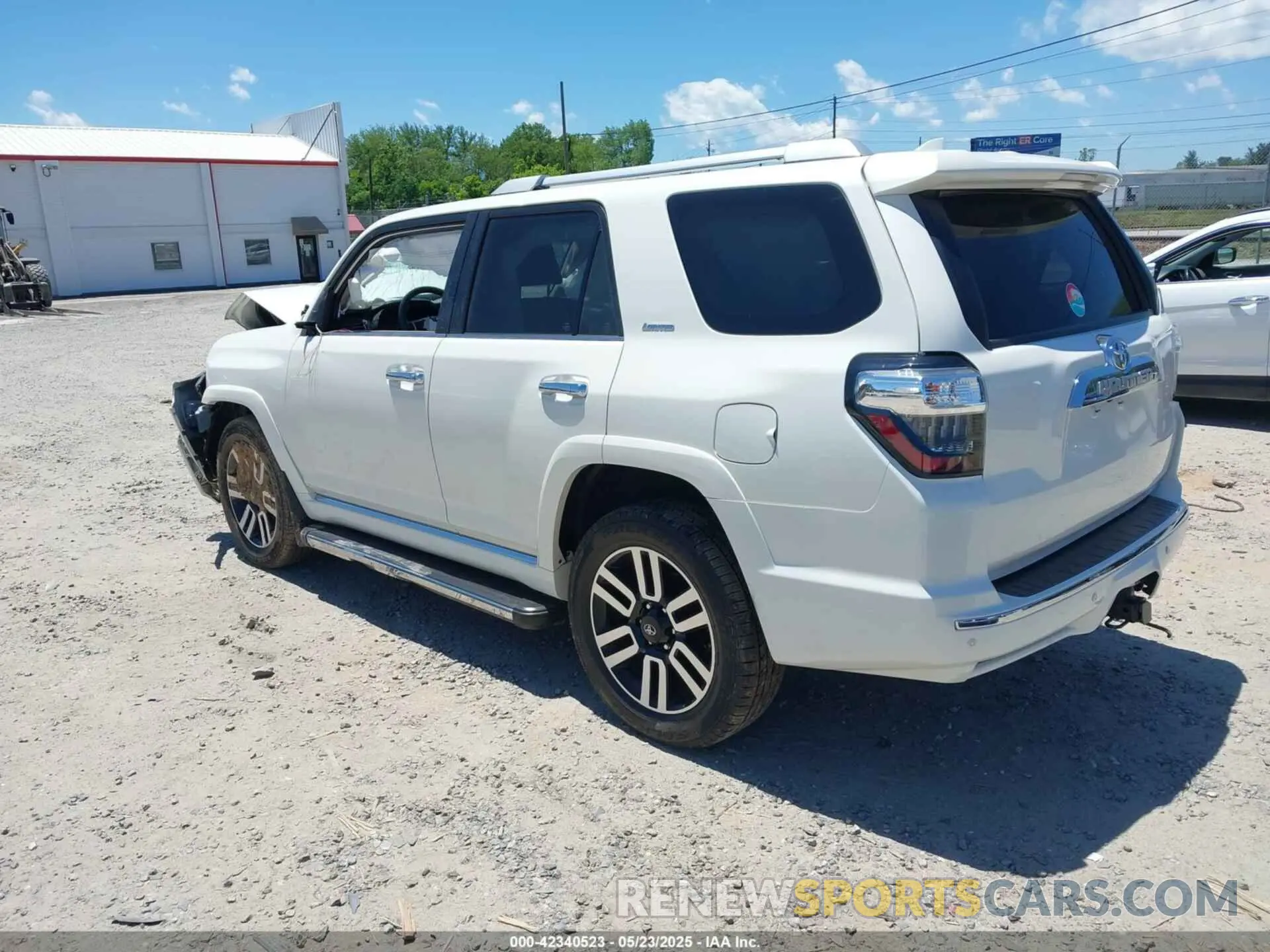 3 Photograph of a damaged car JTEBU5JRXL5762200 TOYOTA 4RUNNER 2020