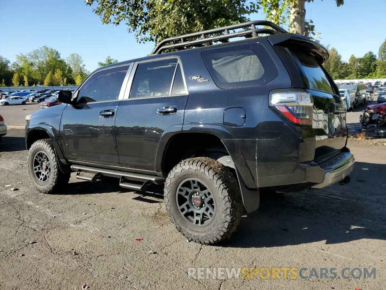 2 Photograph of a damaged car JTEBU5JRXL5775545 TOYOTA 4RUNNER 2020
