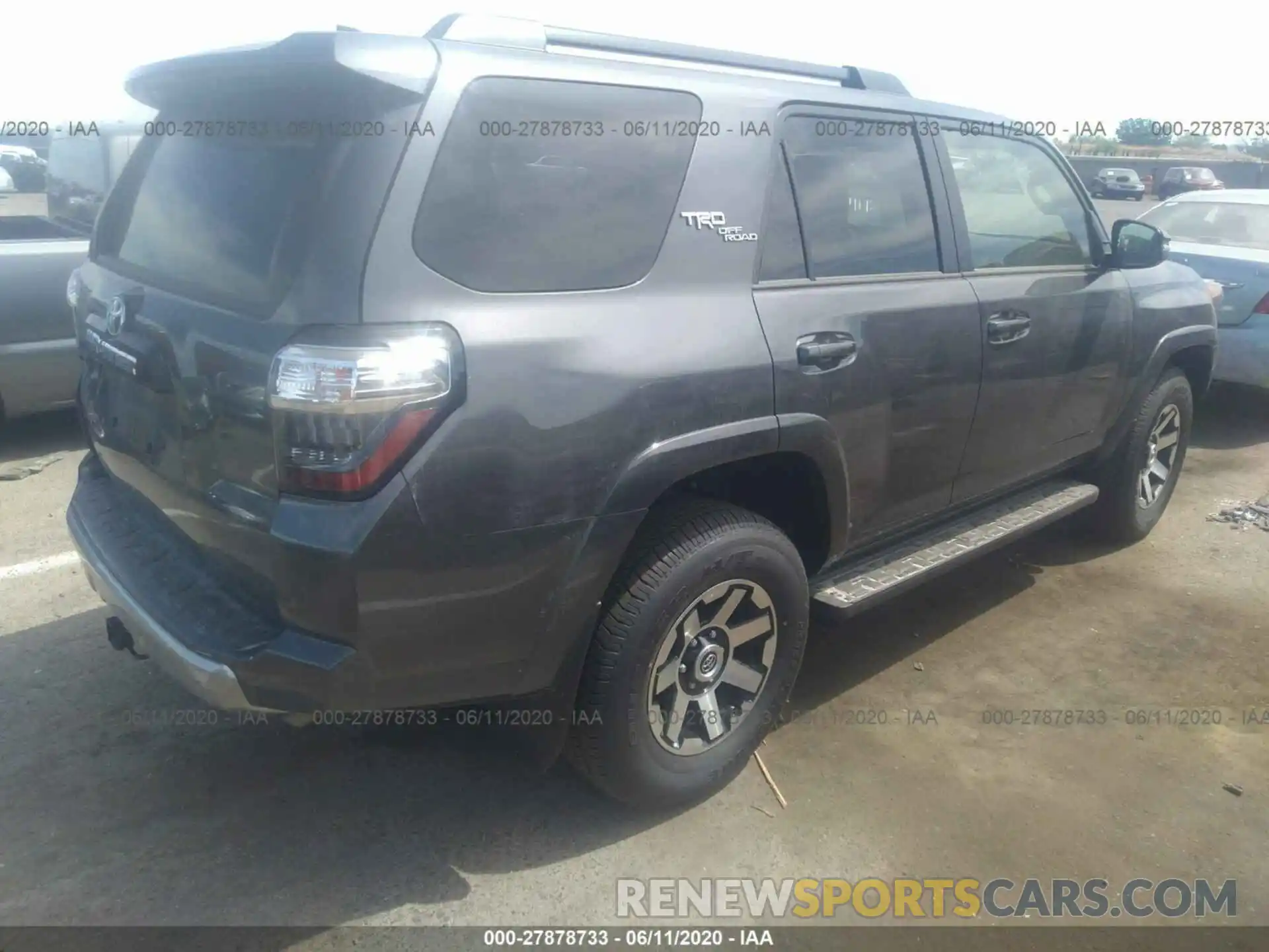 4 Photograph of a damaged car JTEBU5JRXL5778719 TOYOTA 4RUNNER 2020