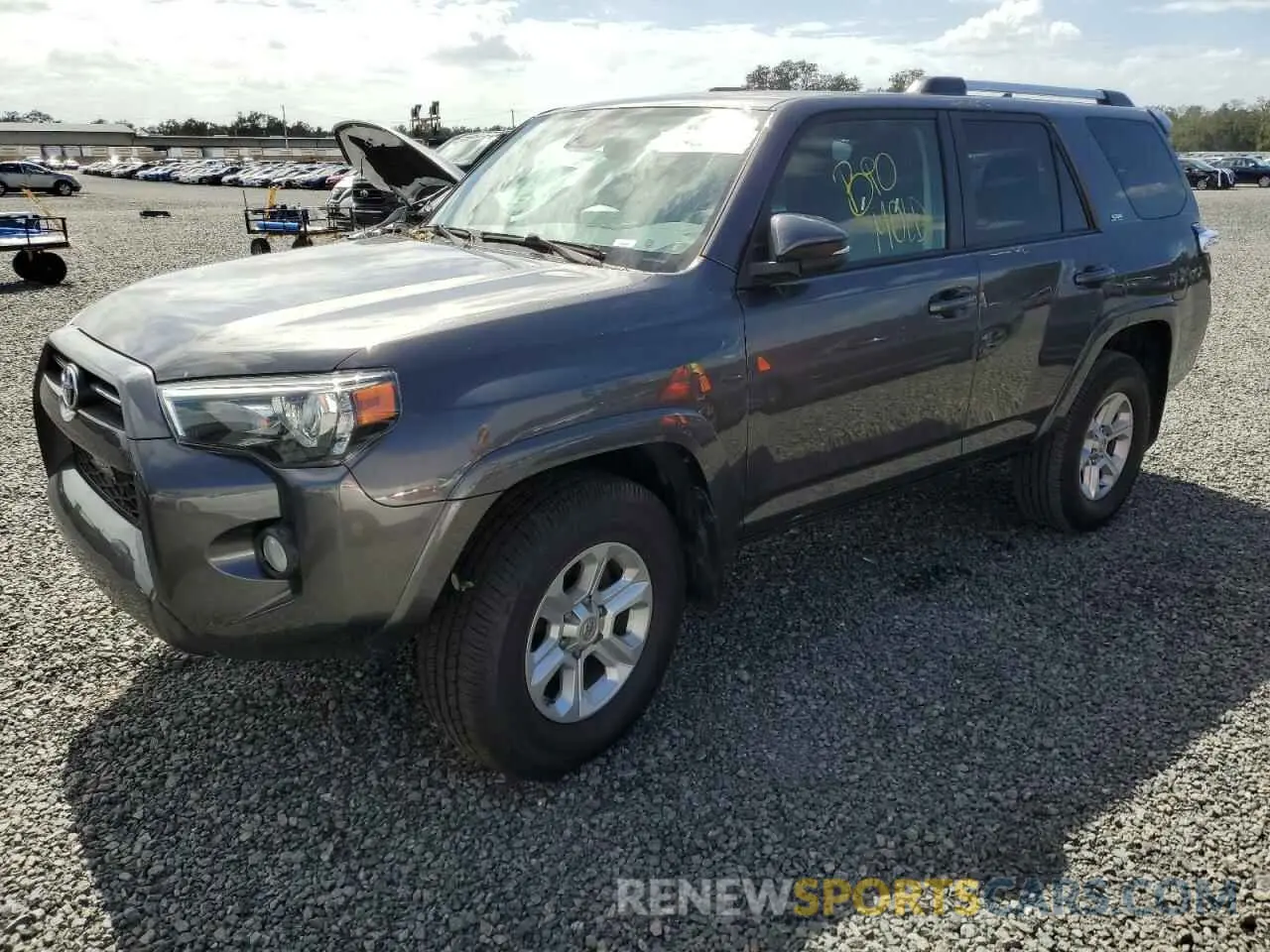 1 Photograph of a damaged car JTEBU5JRXL5781667 TOYOTA 4RUNNER 2020