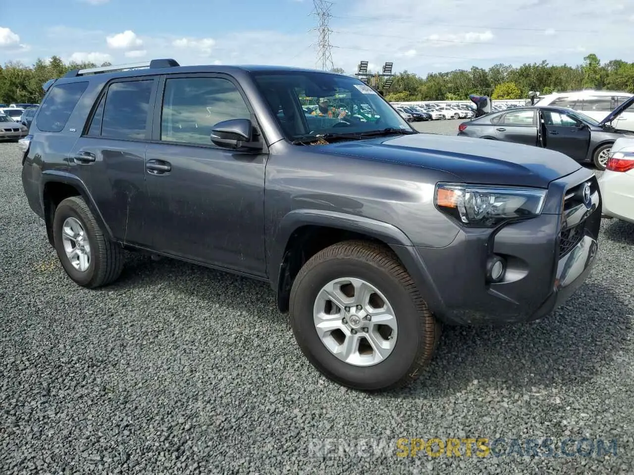 4 Photograph of a damaged car JTEBU5JRXL5781667 TOYOTA 4RUNNER 2020