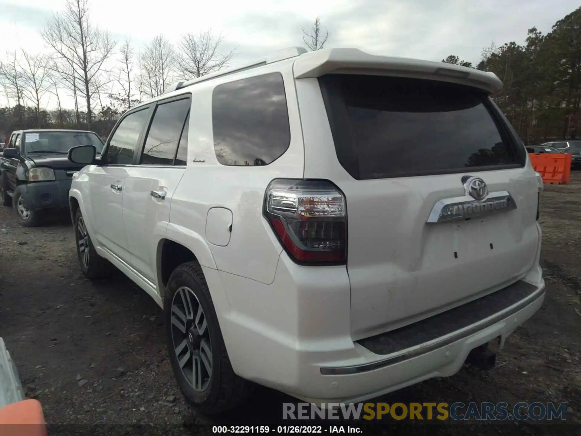 3 Photograph of a damaged car JTEBU5JRXL5812027 TOYOTA 4RUNNER 2020