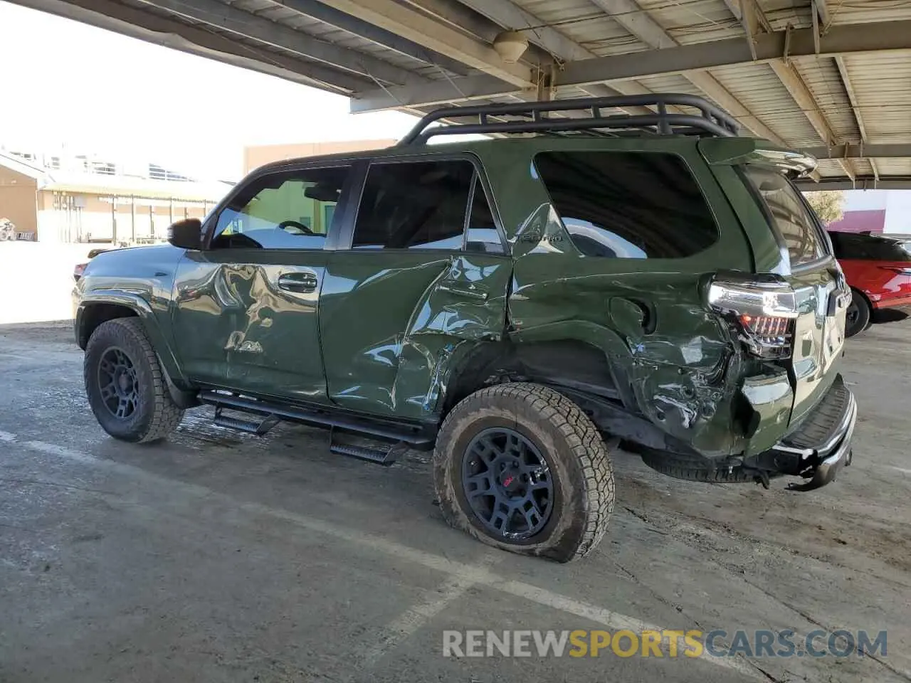 2 Photograph of a damaged car JTEBU5JRXL5819561 TOYOTA 4RUNNER 2020