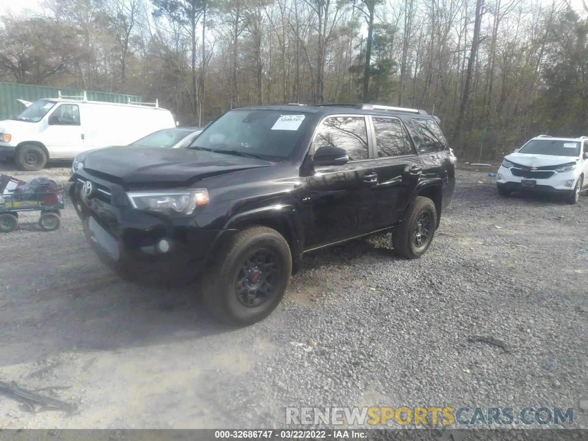 2 Photograph of a damaged car JTEZU5JR0L5217377 TOYOTA 4RUNNER 2020