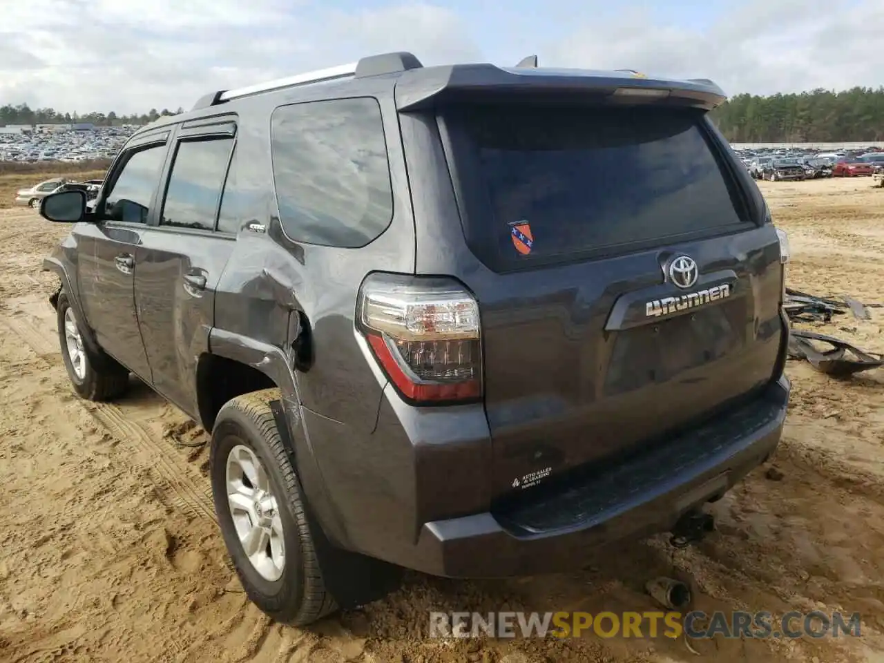 3 Photograph of a damaged car JTEZU5JR0L5227973 TOYOTA 4RUNNER 2020