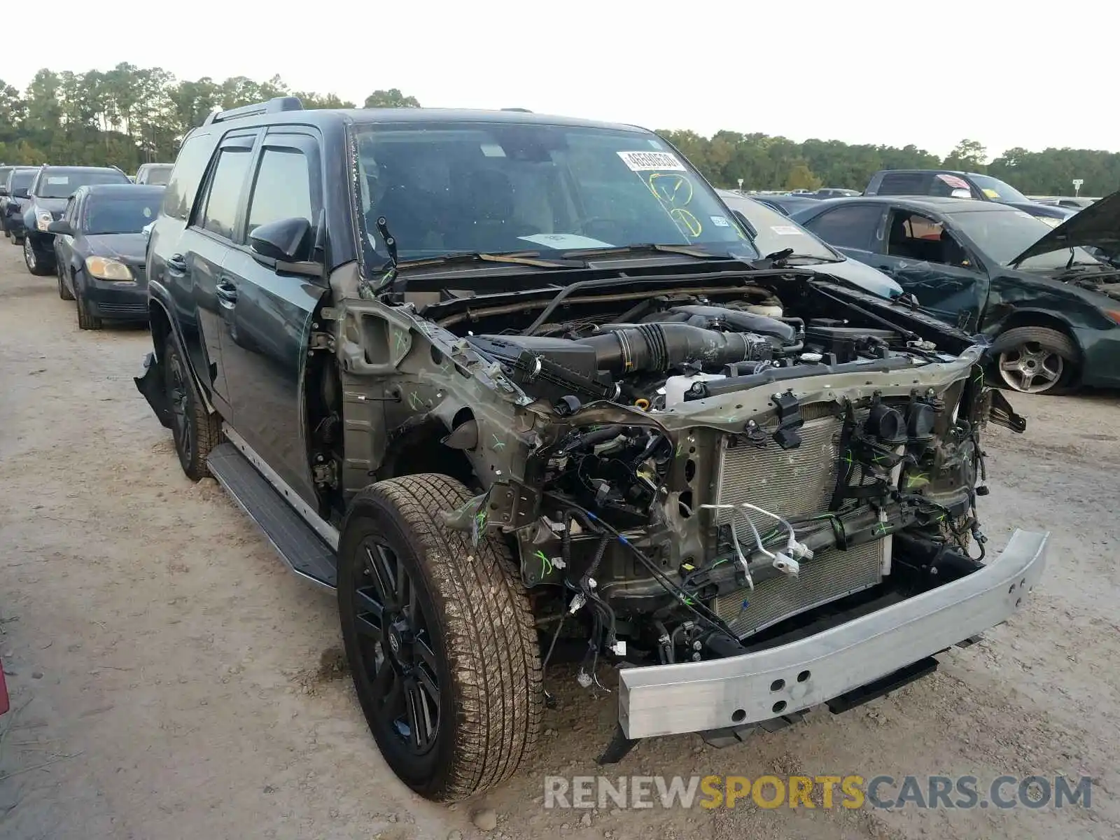 1 Photograph of a damaged car JTEZU5JR1L5218344 TOYOTA 4RUNNER 2020