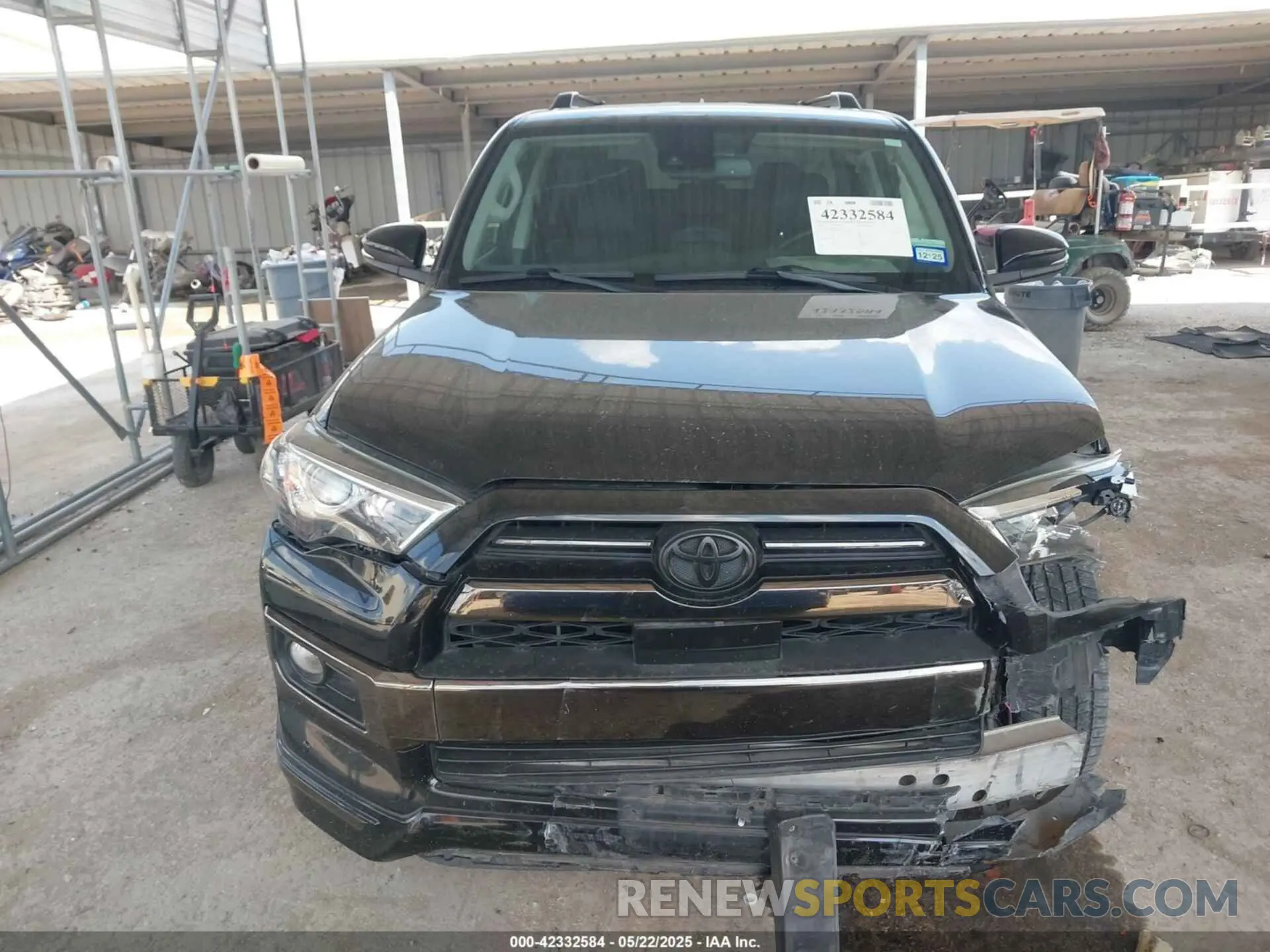 13 Photograph of a damaged car JTEZU5JR2L5221124 TOYOTA 4RUNNER 2020