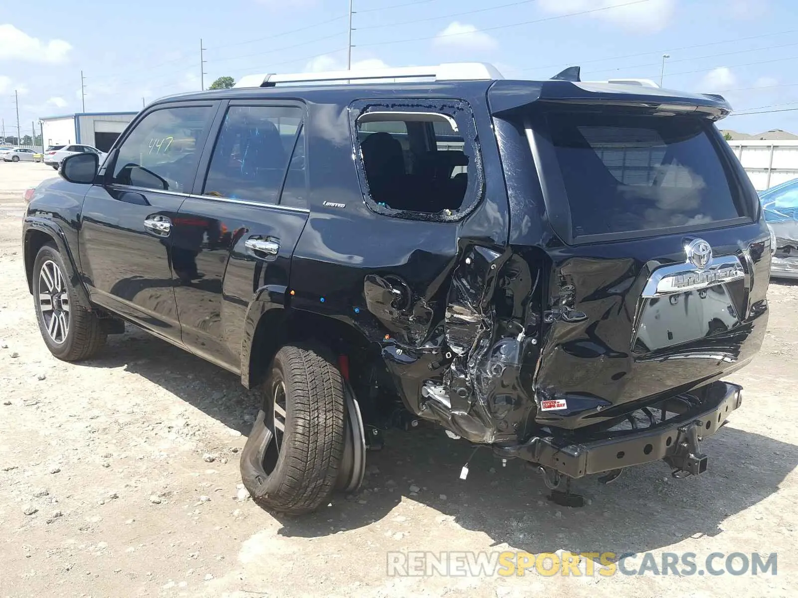 3 Photograph of a damaged car JTEZU5JR2L5221138 TOYOTA 4RUNNER 2020