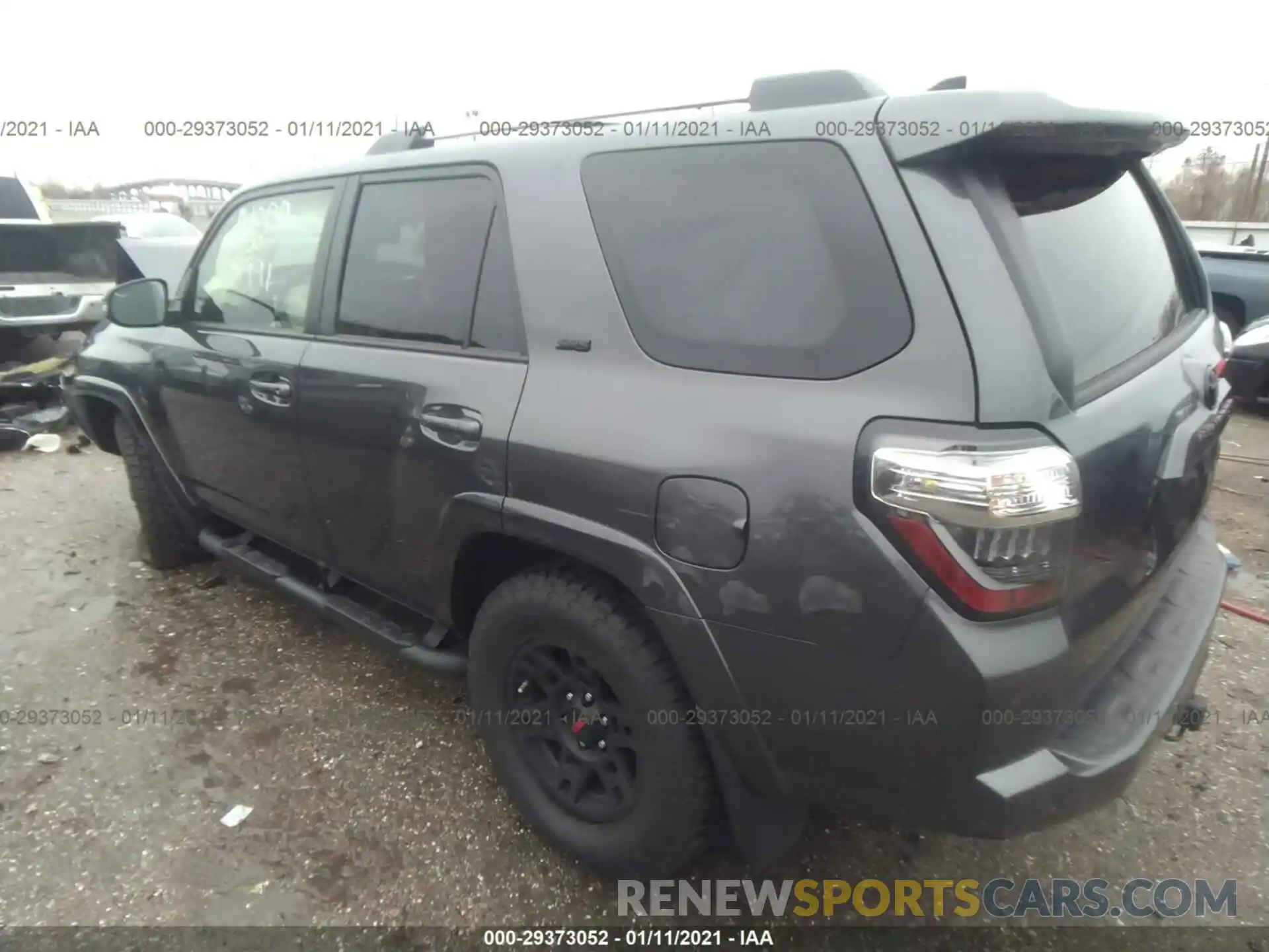 3 Photograph of a damaged car JTEZU5JR3L5225991 TOYOTA 4RUNNER 2020