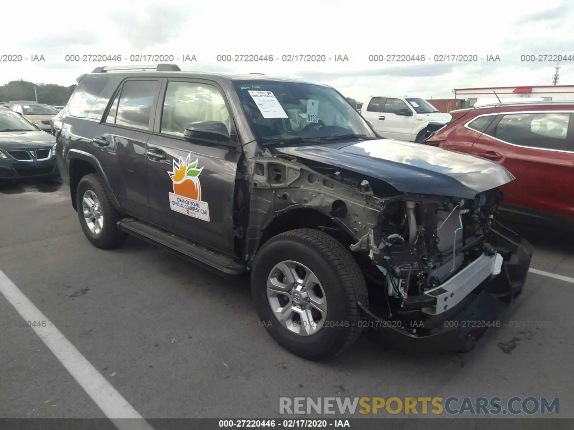 1 Photograph of a damaged car JTEZU5JR5L5218850 TOYOTA 4RUNNER 2020