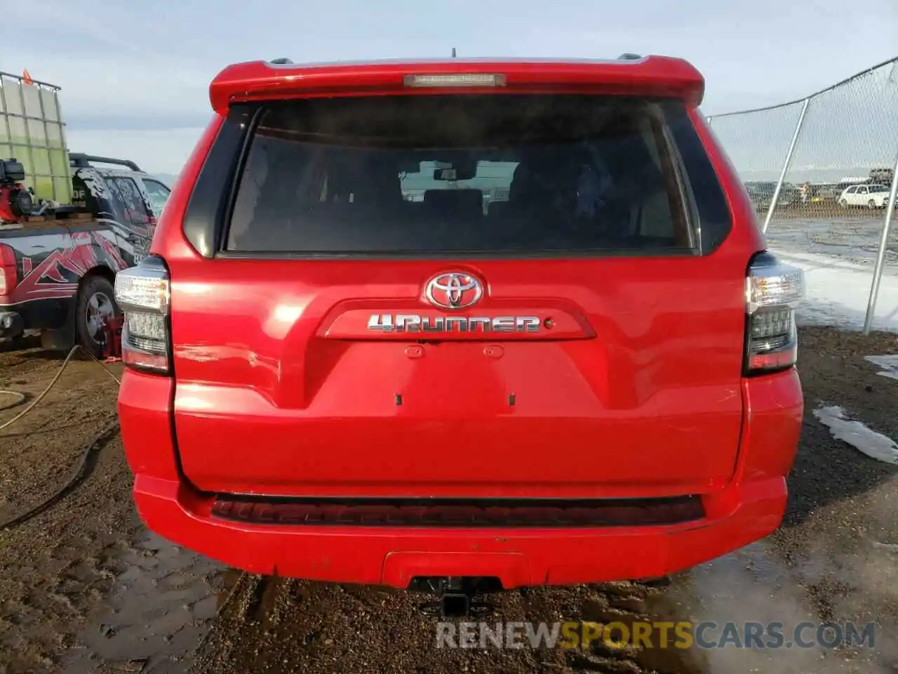 6 Photograph of a damaged car JTEZU5JR5L5222803 TOYOTA 4RUNNER 2020