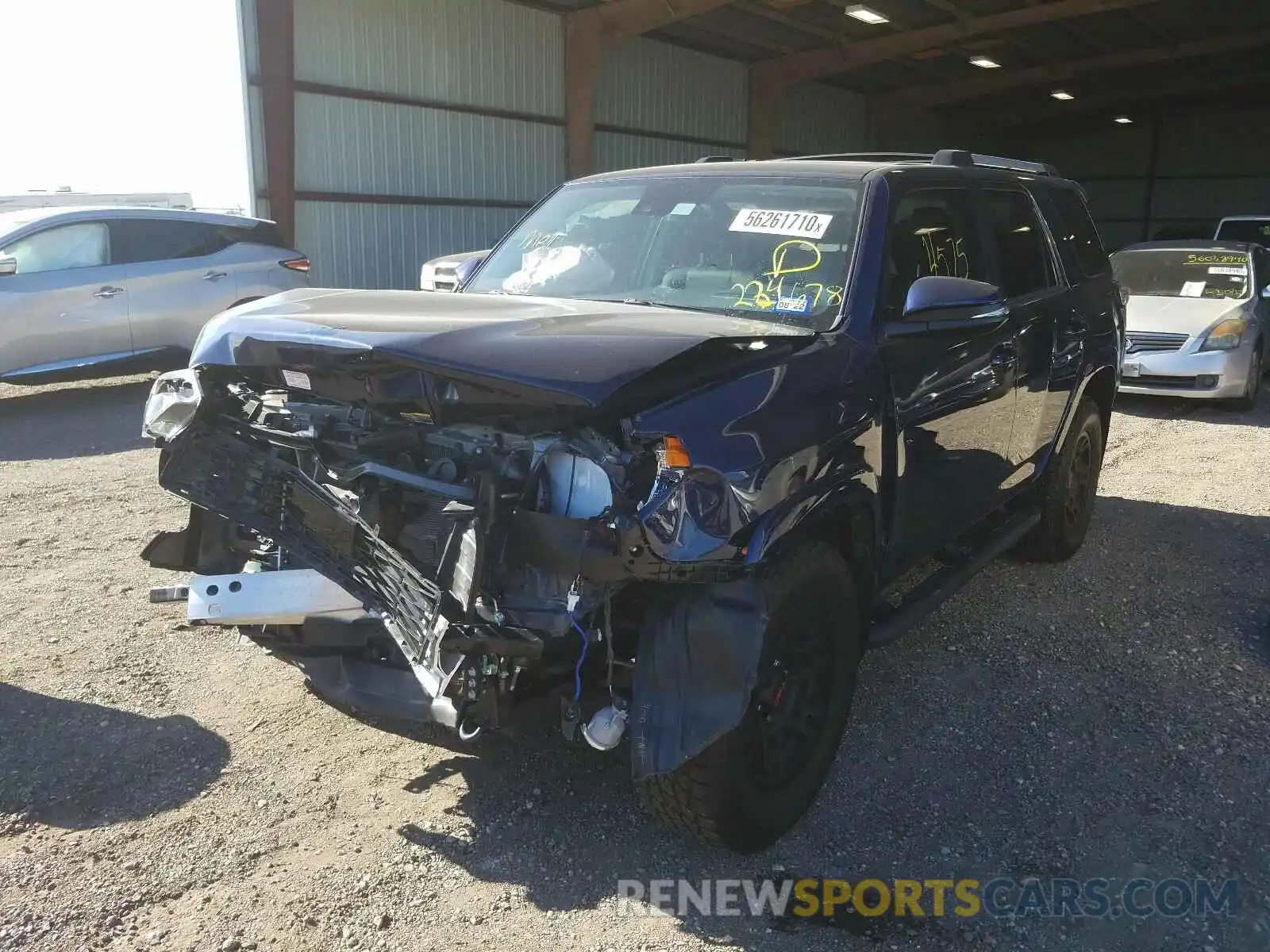 2 Photograph of a damaged car JTEZU5JR5L5224678 TOYOTA 4RUNNER 2020