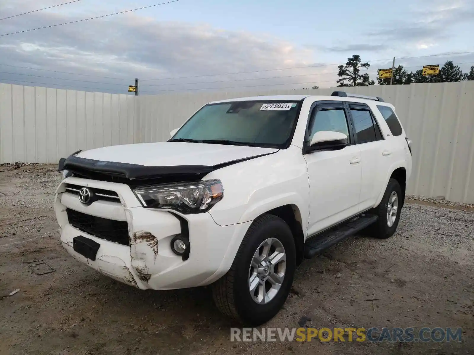 2 Photograph of a damaged car JTEZU5JR6L5215861 TOYOTA 4RUNNER 2020