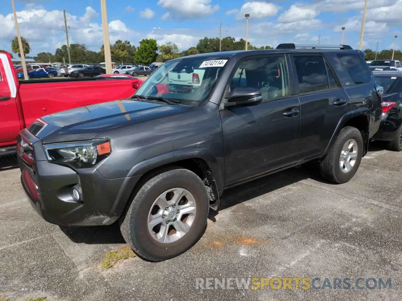 1 Photograph of a damaged car JTEZU5JR6L5224219 TOYOTA 4RUNNER 2020