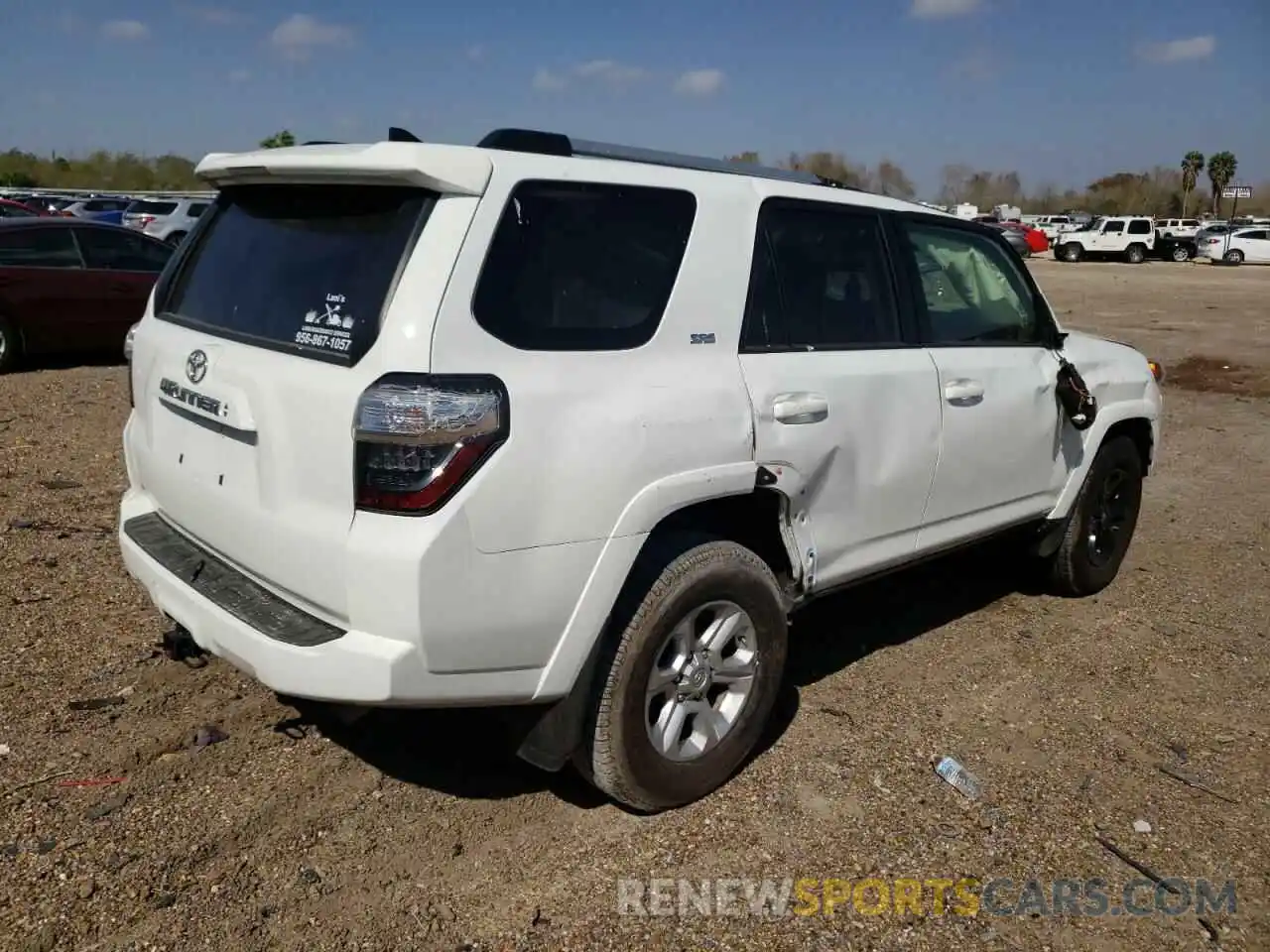 4 Photograph of a damaged car JTEZU5JR6L5225225 TOYOTA 4RUNNER 2020