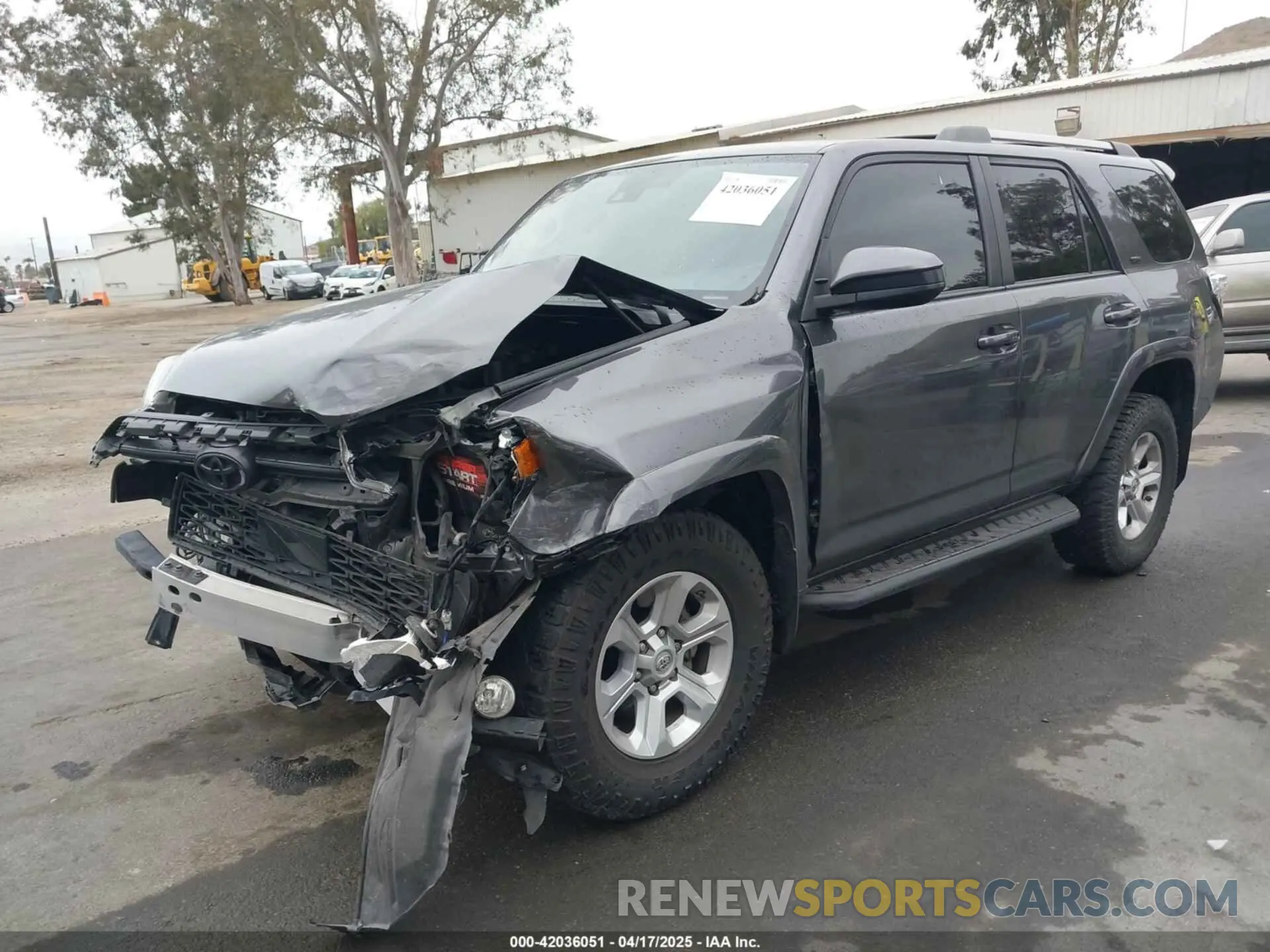 2 Photograph of a damaged car JTEZU5JR6L5225631 TOYOTA 4RUNNER 2020