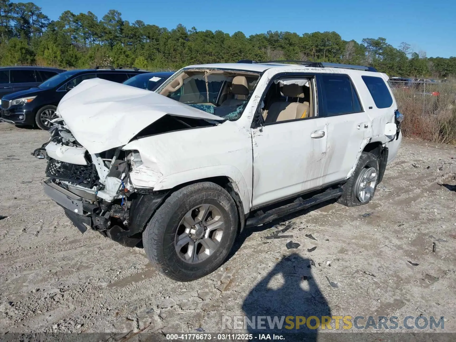 2 Photograph of a damaged car JTEZU5JR7L5225962 TOYOTA 4RUNNER 2020