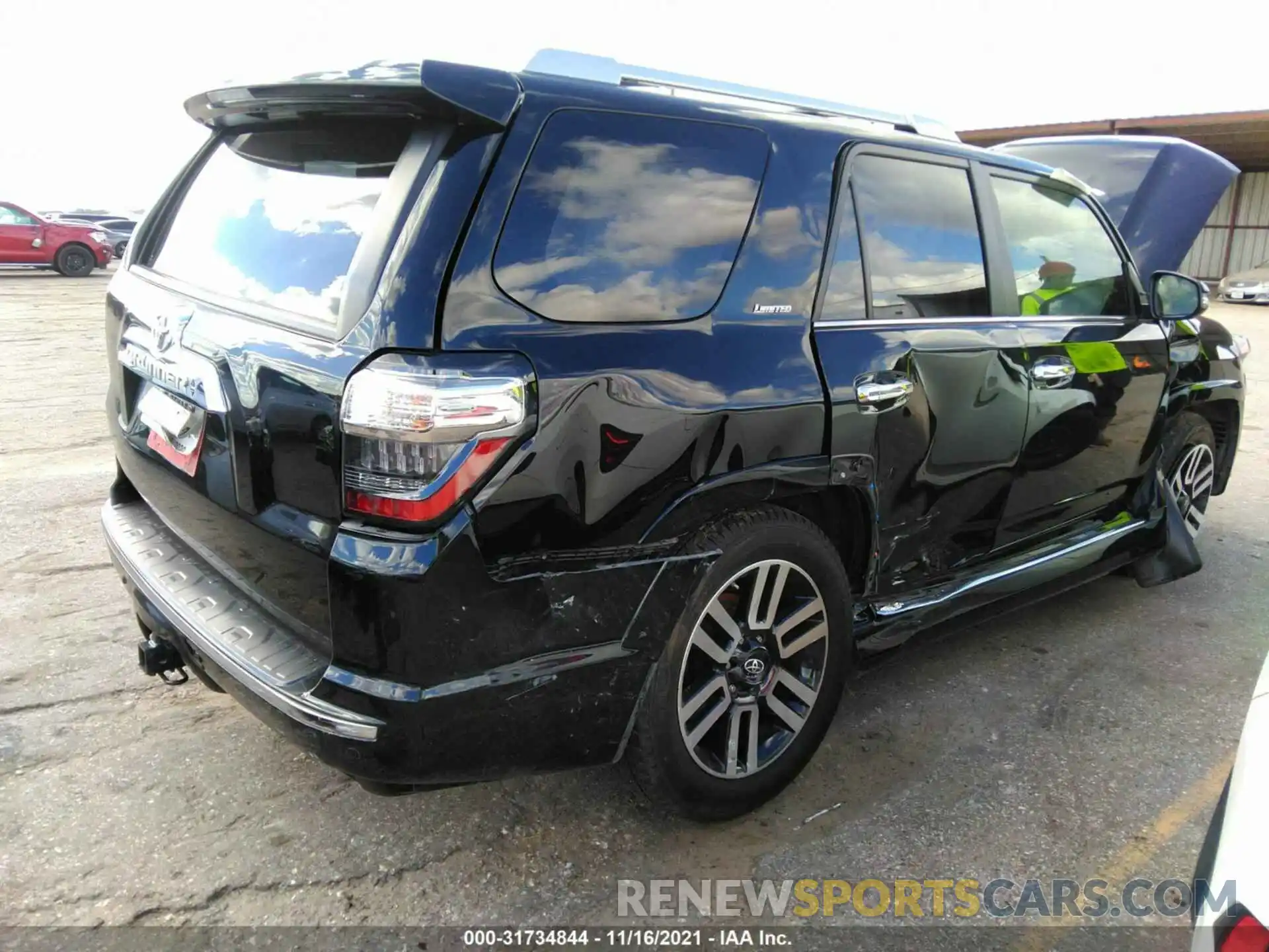 6 Photograph of a damaged car JTEZU5JR8L5215845 TOYOTA 4RUNNER 2020