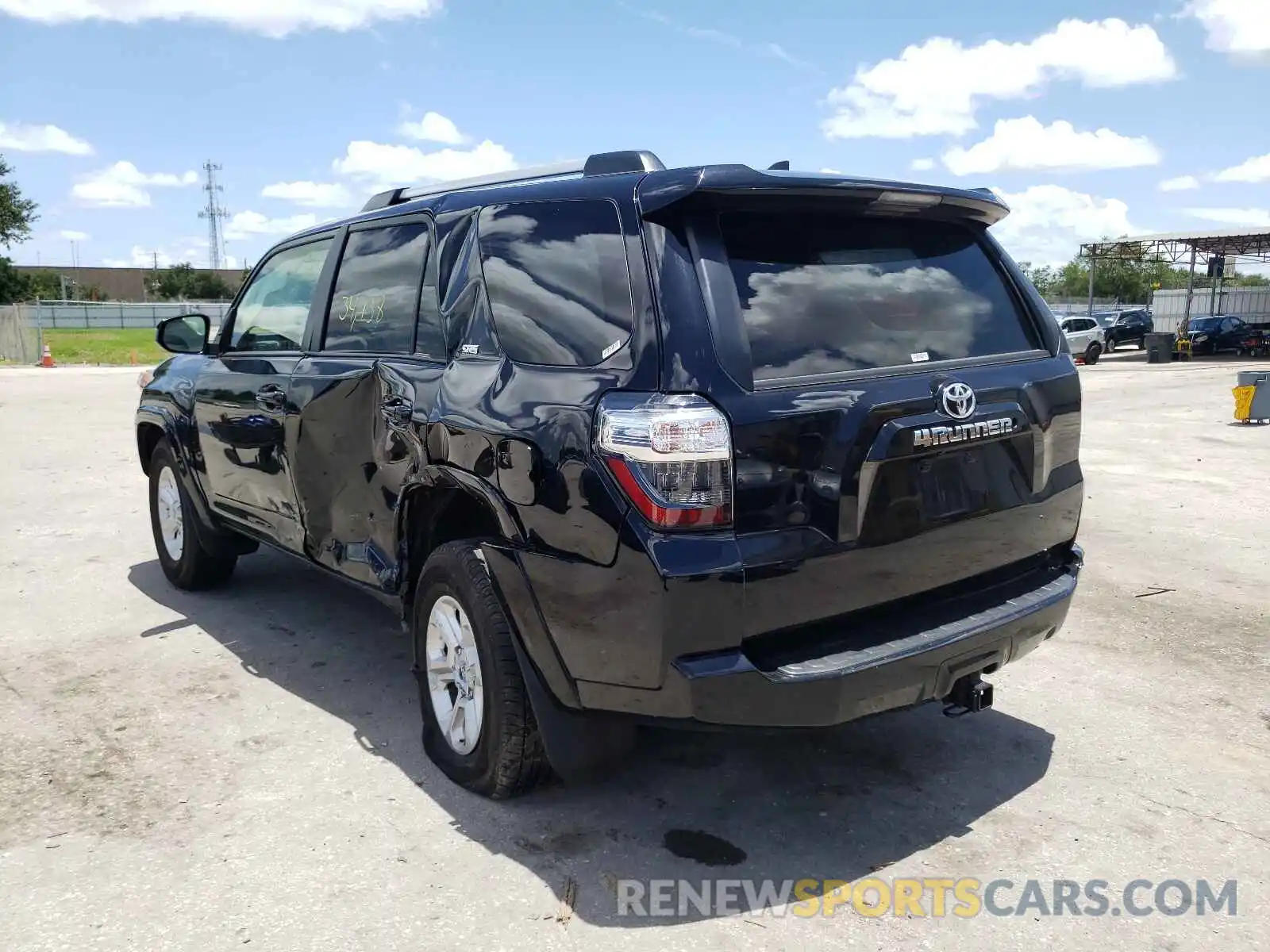 3 Photograph of a damaged car JTEZU5JR9L5220486 TOYOTA 4RUNNER 2020