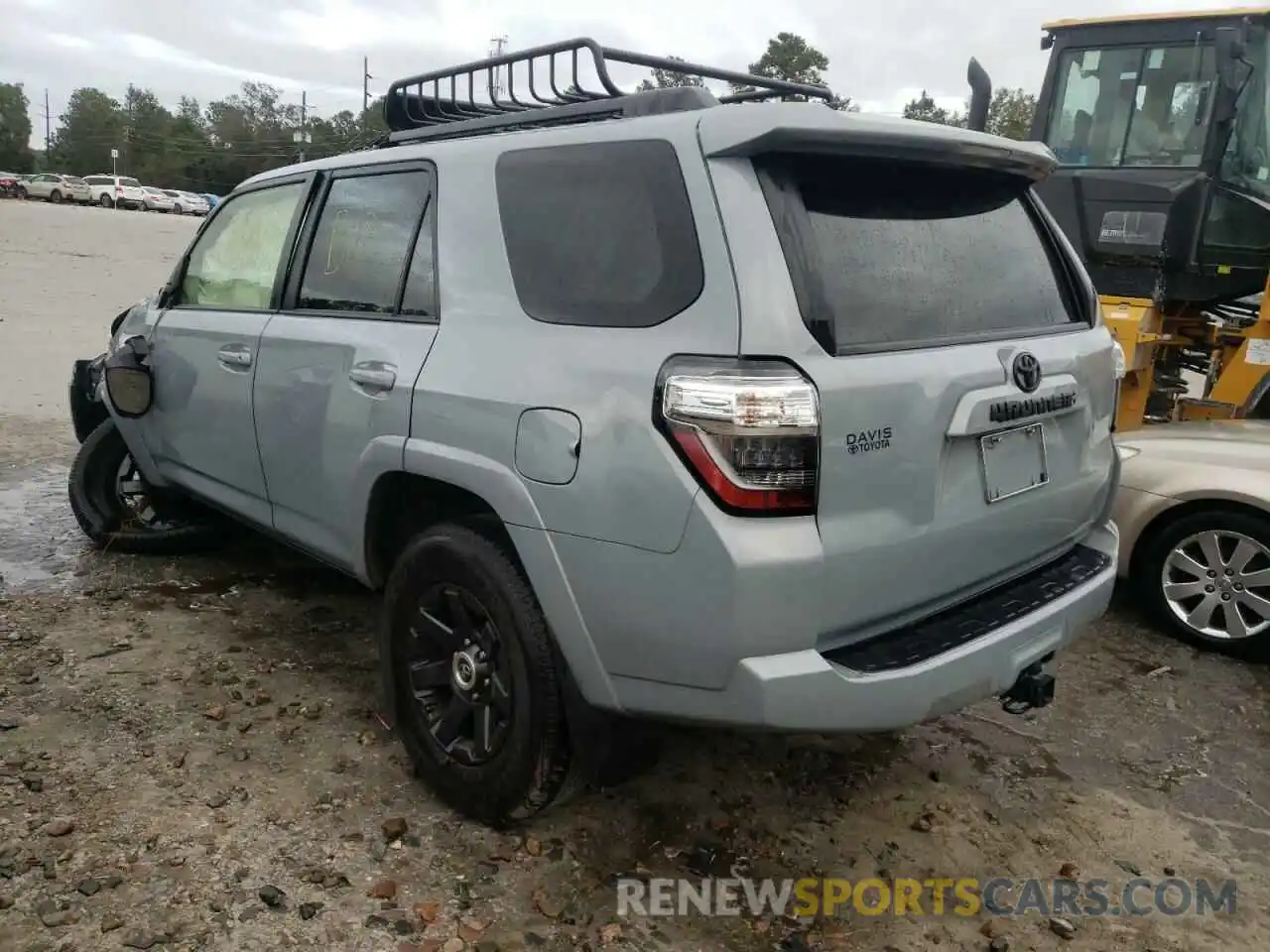 3 Photograph of a damaged car JTEBU5JR0M5936485 TOYOTA 4RUNNER 2021