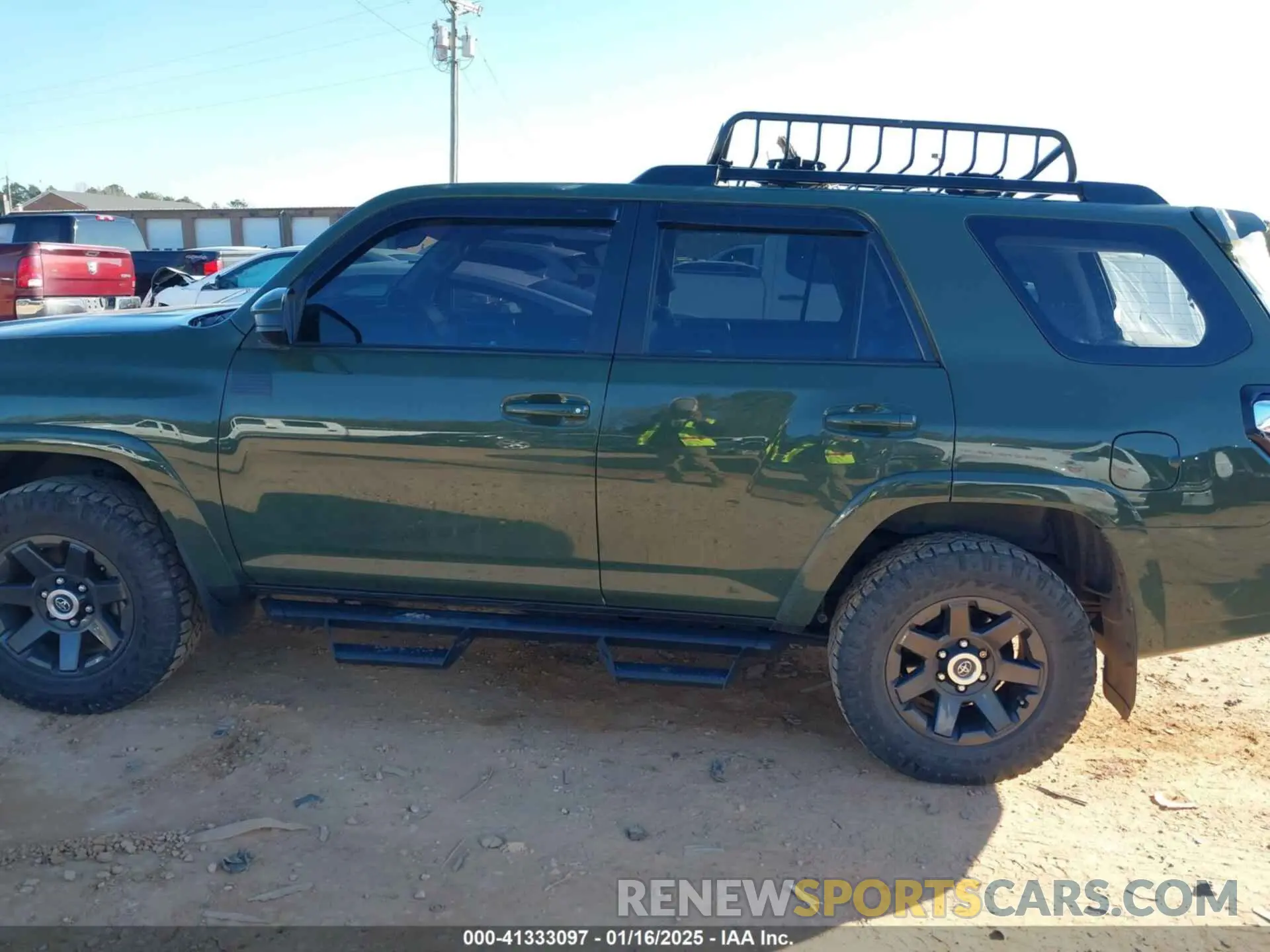 14 Photograph of a damaged car JTEBU5JR0M5967381 TOYOTA 4RUNNER 2021