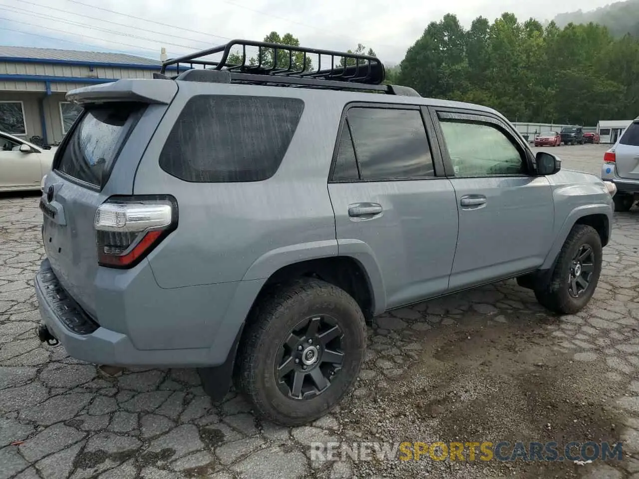 3 Photograph of a damaged car JTEBU5JR1M5849372 TOYOTA 4RUNNER 2021