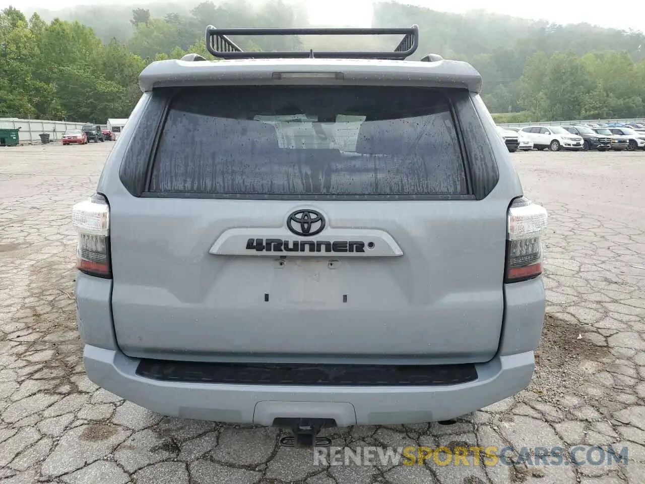 6 Photograph of a damaged car JTEBU5JR1M5849372 TOYOTA 4RUNNER 2021