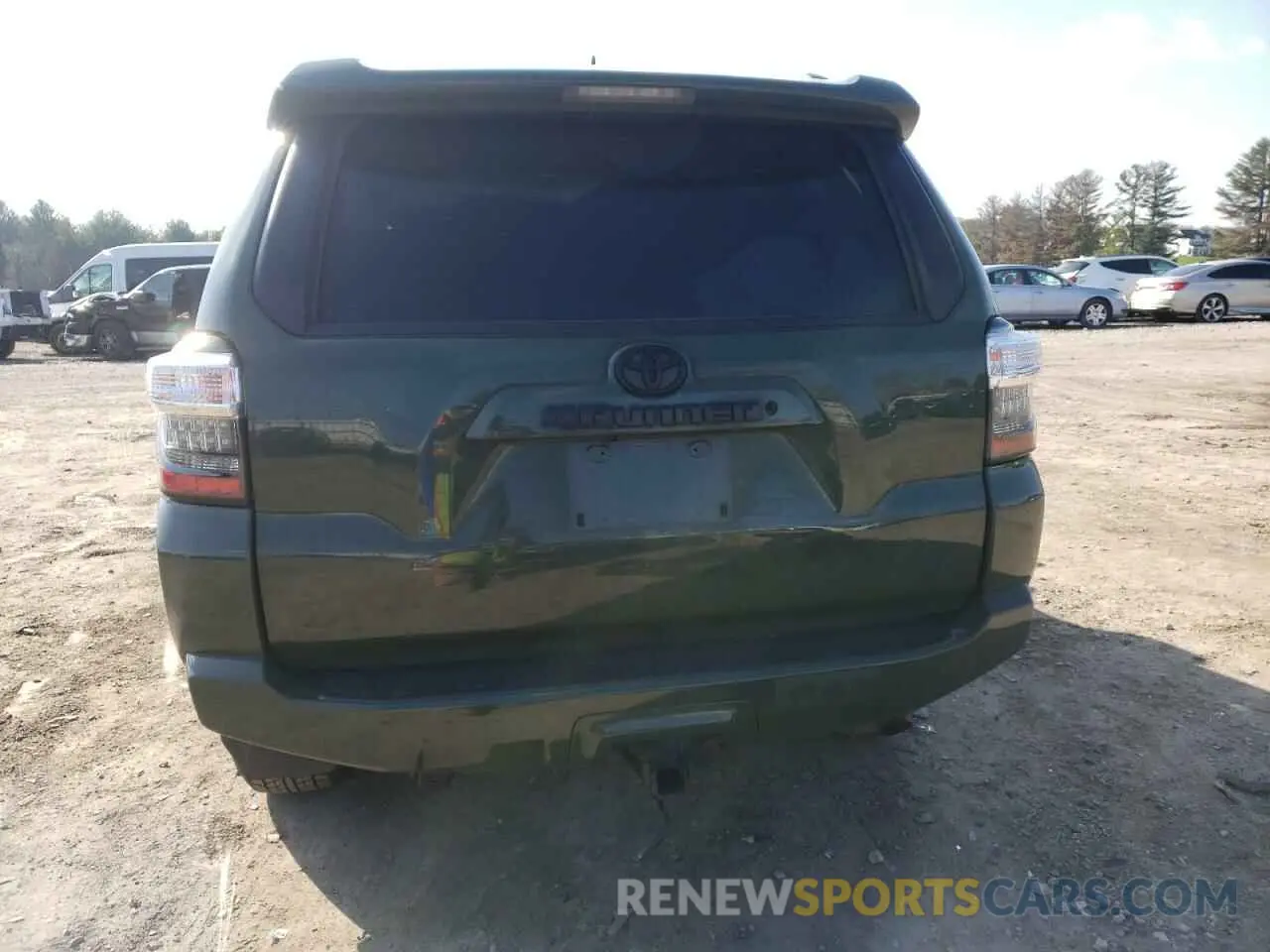 6 Photograph of a damaged car JTEBU5JR2M5893932 TOYOTA 4RUNNER 2021