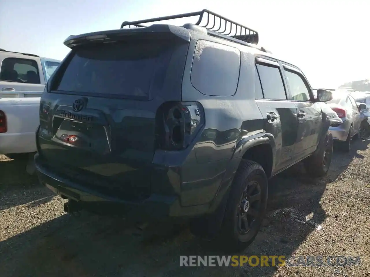 4 Photograph of a damaged car JTEBU5JR3M5939087 TOYOTA 4RUNNER 2021