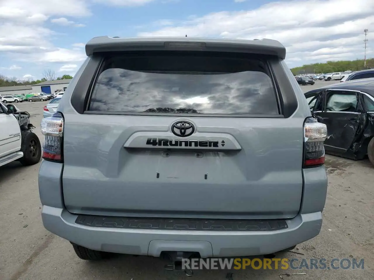6 Photograph of a damaged car JTEBU5JR4M5956593 TOYOTA 4RUNNER 2021