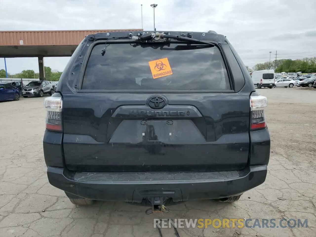 6 Photograph of a damaged car JTEBU5JR7M5959844 TOYOTA 4RUNNER 2021
