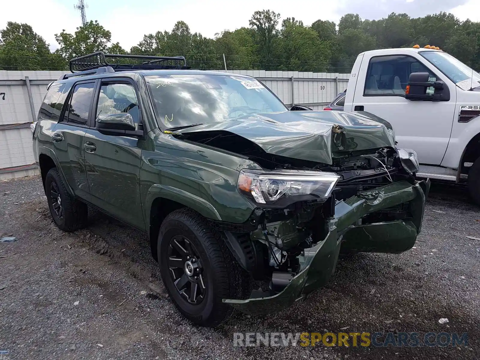 1 Photograph of a damaged car JTEBU5JR8M5918820 TOYOTA 4RUNNER 2021