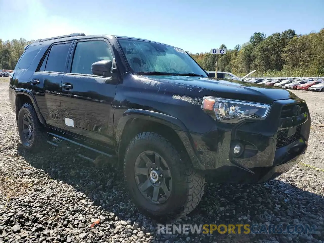 4 Photograph of a damaged car JTEBU5JR9M5961370 TOYOTA 4RUNNER 2021