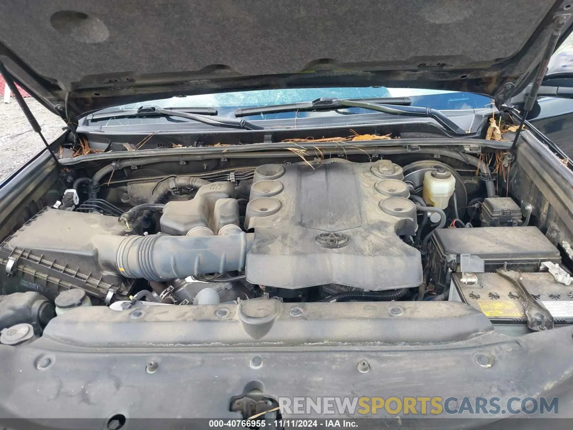 10 Photograph of a damaged car JTECU5JR3M5249845 TOYOTA 4RUNNER 2021